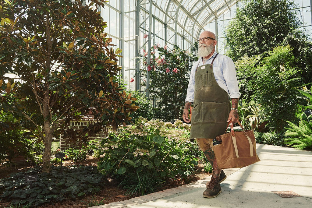 Photo Series: Lauritzen Gardens Head Gardener Peter Volenec-Hamel