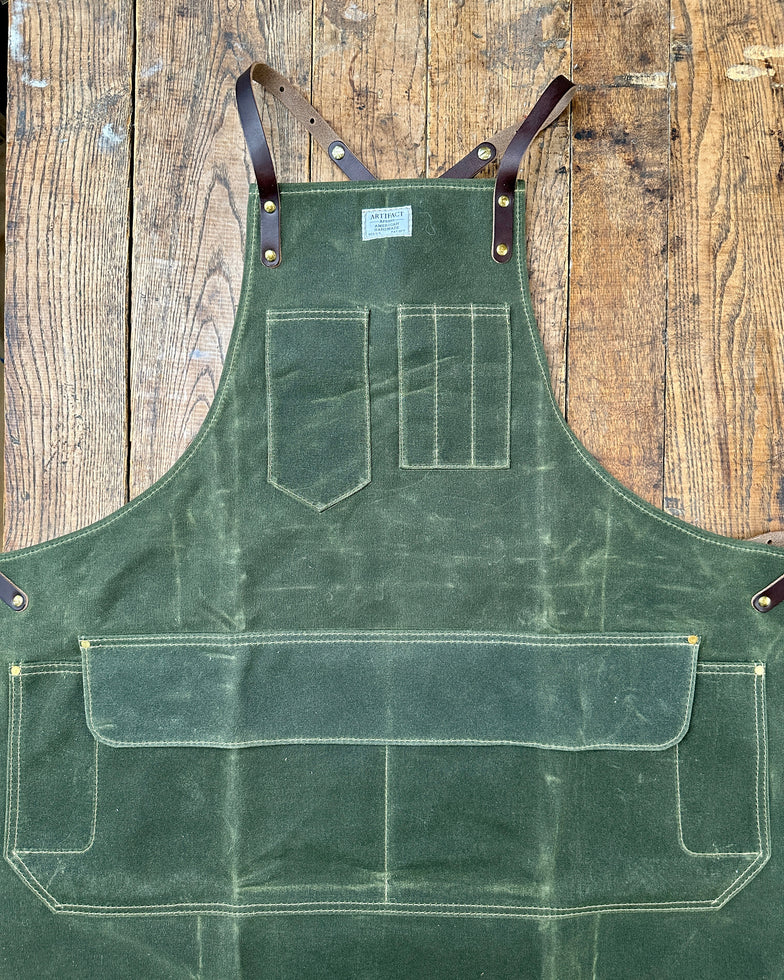 Y-Strap Workshop Apron w/ Lower Pocket Flap