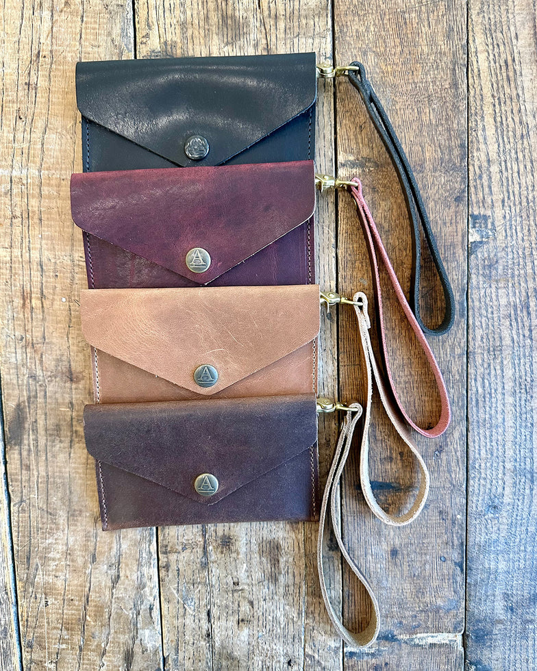 Envelope Snap Wallet w/ Wristlet