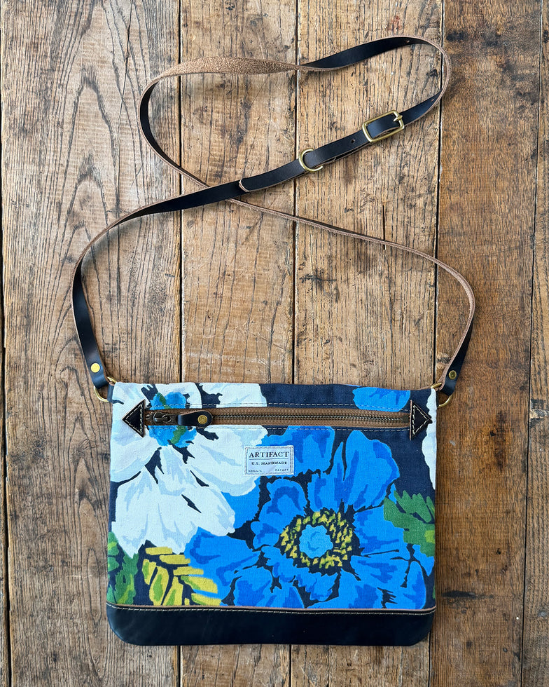 Small Crossbody Bag in Midnight Bloom