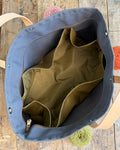 6 Durable Nylon Inside Pockets