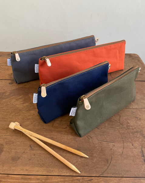 【THE MUSEUM VISITOR】HAND KNITTED POUCH BAG 007-knitting-pouch-group-